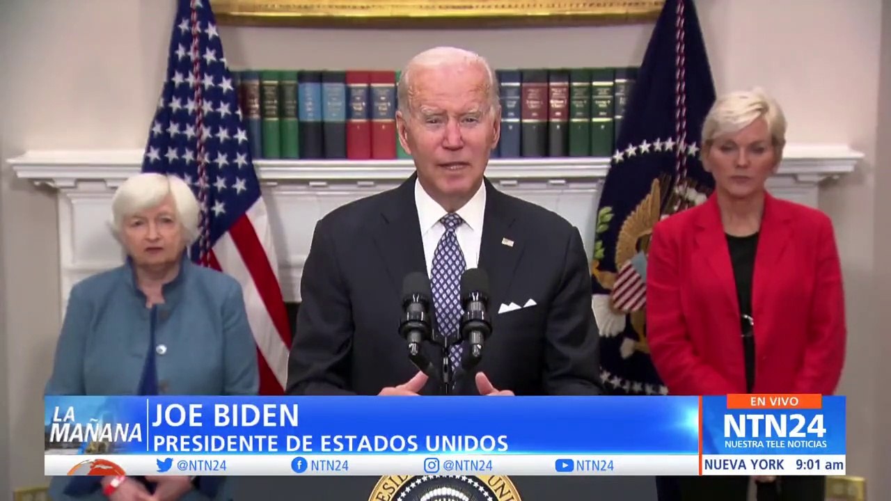 Joe Biden amenazó a las empresas petroleras con más impuestos si no reducen los precios de la gasolina