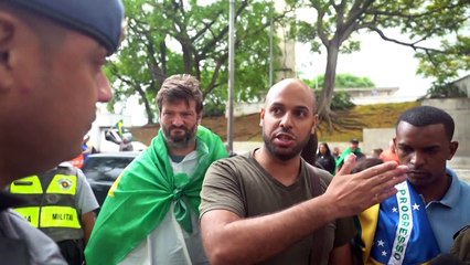 Bolsonaristas seguem nas estradas