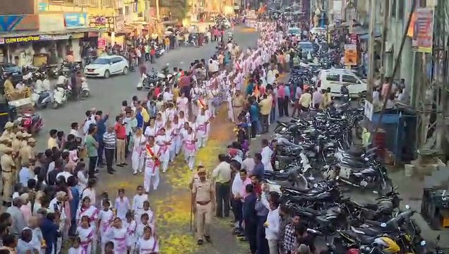 राष्ट्र स्वयंसेविकाओं ने कदम से कदम मिलाए तो देखने को ठिठके कदम, रानी पद्मिनी और पन्नाधाय के बलिदान से प्रेरणा लेने का आह्वान