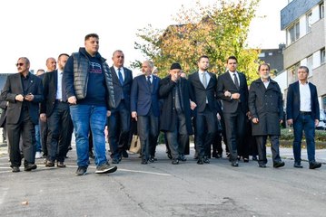 Mevlüde Genç kundaklanan evinin önündeki cenaze namazıyla son yolculuğuna uğurlandı