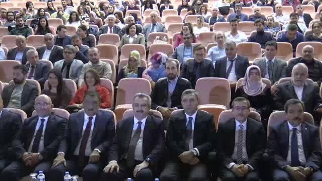 "Türkiye'de Tekstil ve Hazır Giyimde Markalaşma ve Sektörün Geleceği" paneli