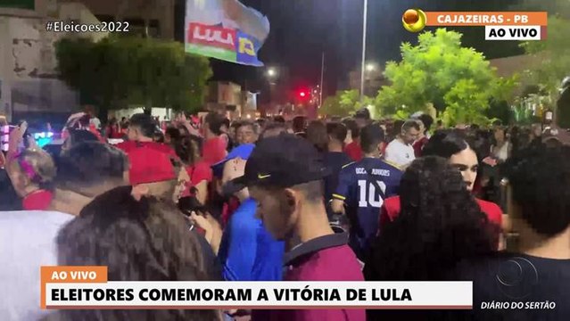 Eleitores comemoram ‘vitória dupla’ de João Azevêdo e Lula, com festa nas ruas de Cajazeiras