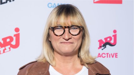 GALA VIDEO - Christine Bravo taquine : sa drôle de confidence sur le compagnon “vachement mignon” de sa soeur