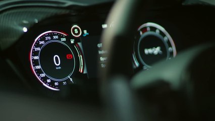 Mais rápido do mundo? SUV poderoso chega ao Brasil