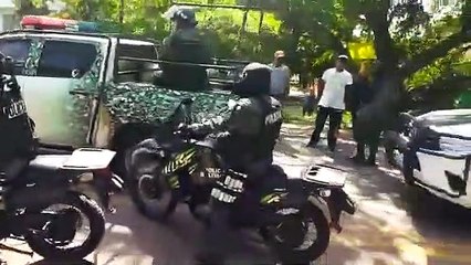 Video: Violenta represión policial a vecinos en La Guardia