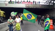 Bolsonaro autoriza transição sem fazer referência à derrota