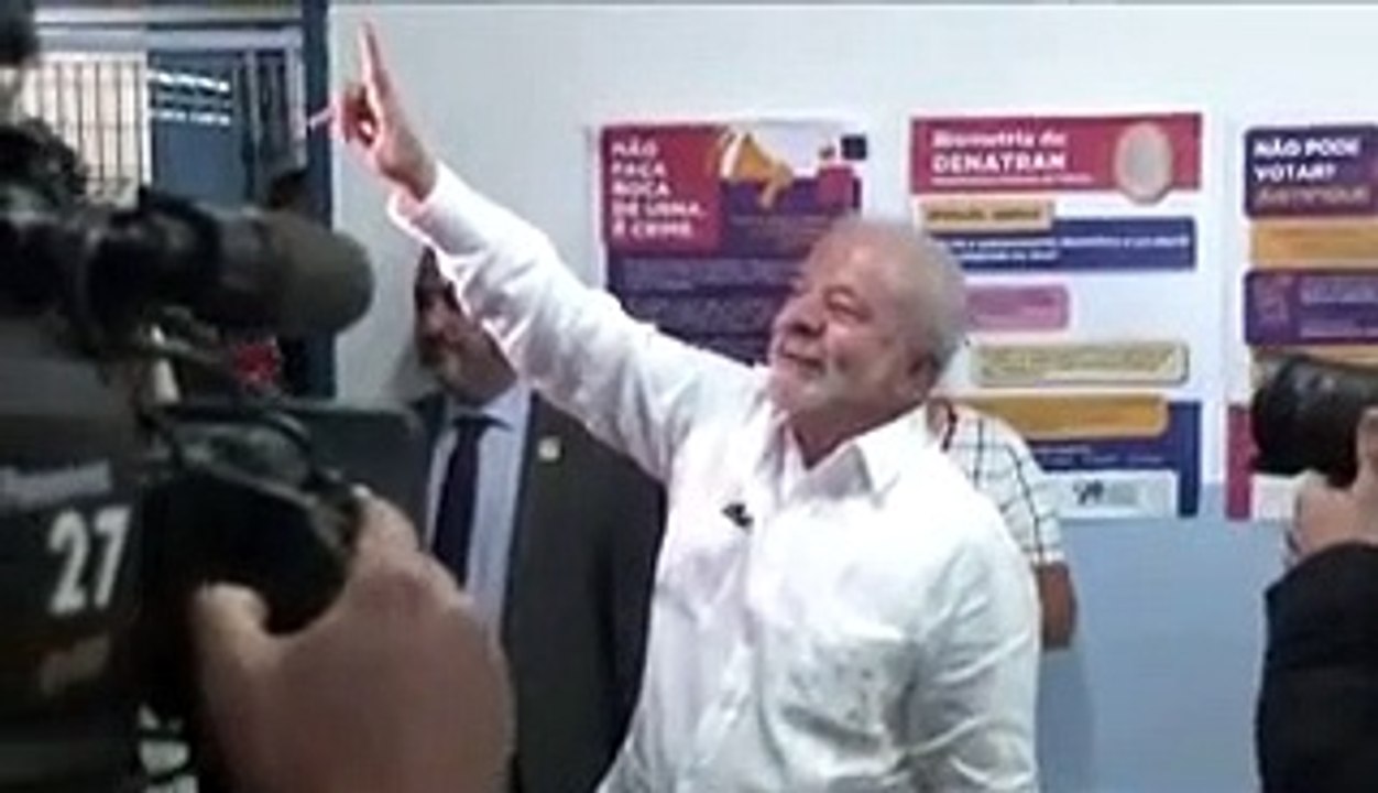 Truck drivers block roads in Brazil after far-right president loses reelection bid