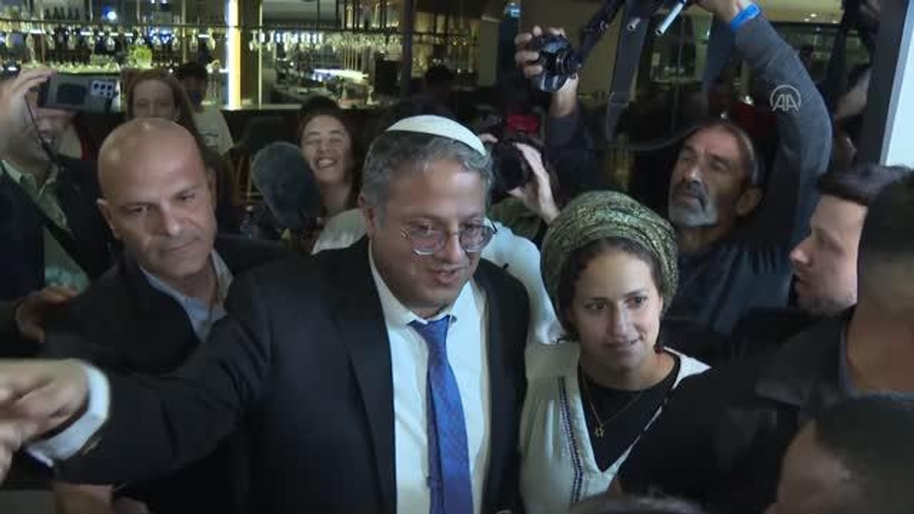 Otzma Yahudit parti lideri aşırı sağcı Milletvekili Ben-Gvir destekçileri sevinç gösterilerinde bulundu
