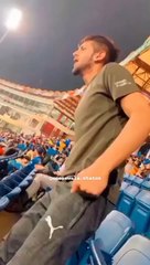 sidhumoosewala _cricket _match  fan react with dj