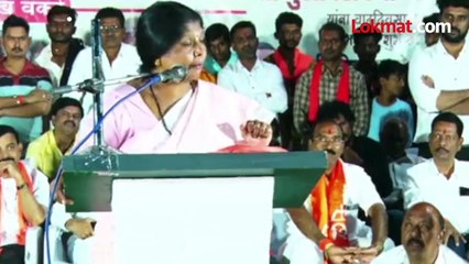 पंकजांना मंत्रिपद कधी? फडणवीसांना अंधारेंनी सुनावलं...