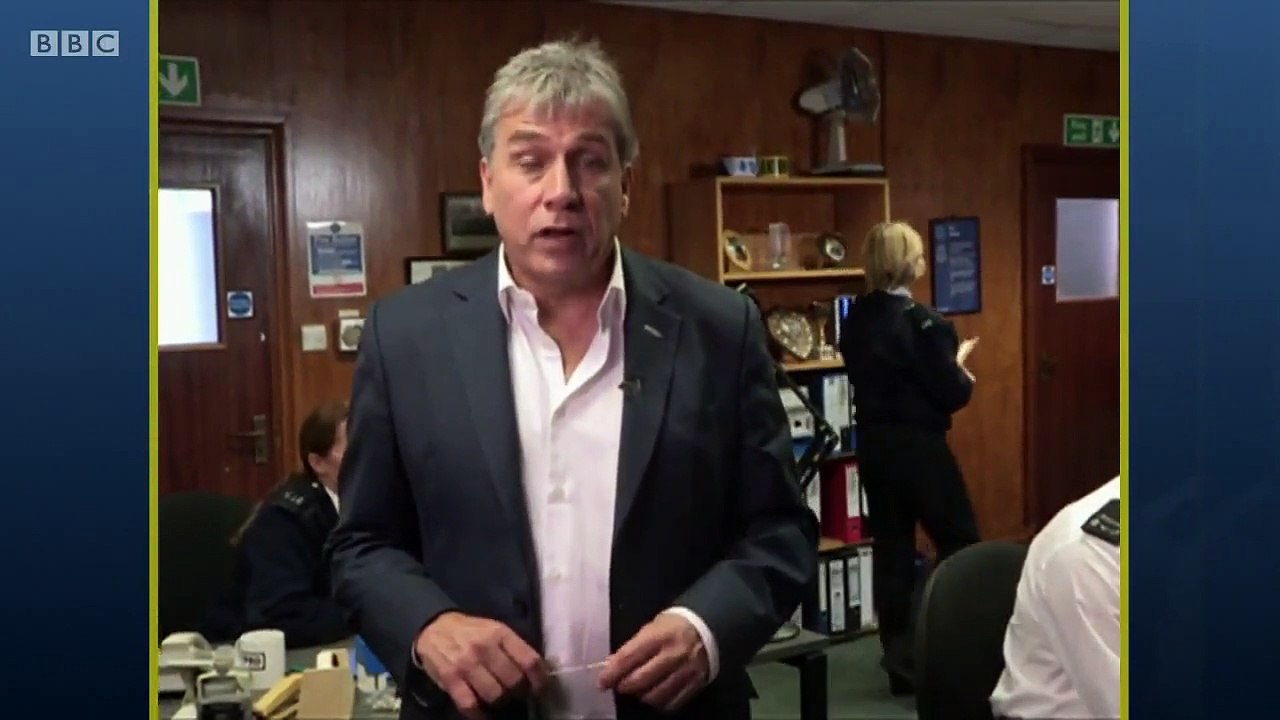 Witless - Se1 - Ep05 HD Watch HD Deutsch