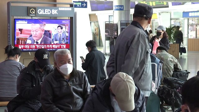 Corea del Norte dispara más de 10 misiles, uno cerca de Corea del Sur