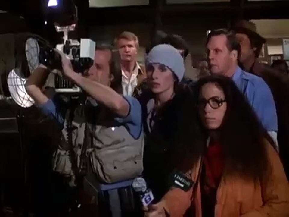 Hill Street Blues - Se1 - Ep06 - Film at Eleven HD Watch HD Deutsch