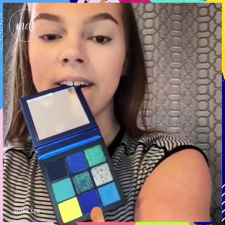 Sans bras, elle se maquille à la perfection