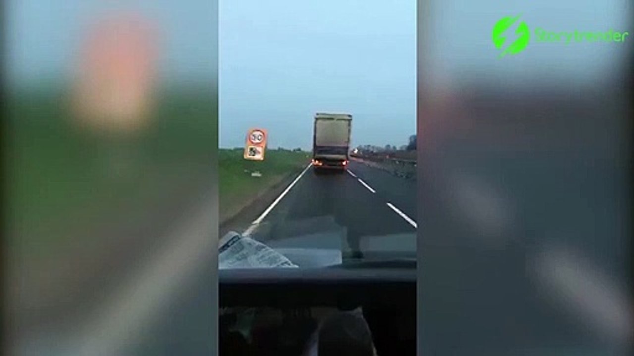 Ce routier réussit l'impossible au volant de son camion
