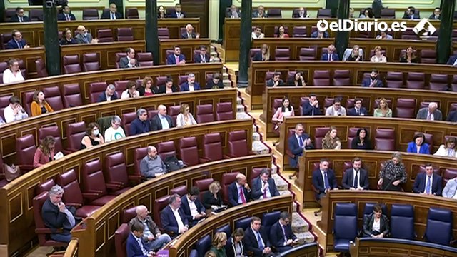 Yolanda Díaz, a Vox: Están en contra de los derechos de los trabajadores, ustedes son más de aquel sindicato vertical