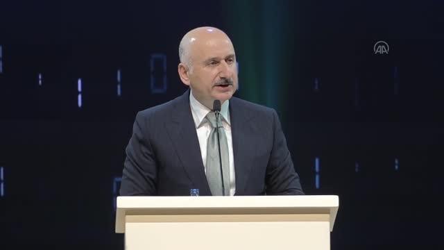 Karaismailoğlu: Dünyanın gıptayla baktığı projeleri yapmaya devam edeceğiz