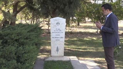 Mezarı Afrodisias Antik Kenti'nde olan arkeolog: Kenan Erim