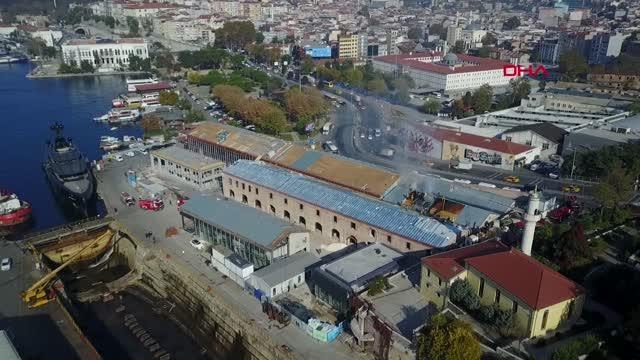 İSTANBUL-HALİÇ TERSANESİ'NDE YANGIN