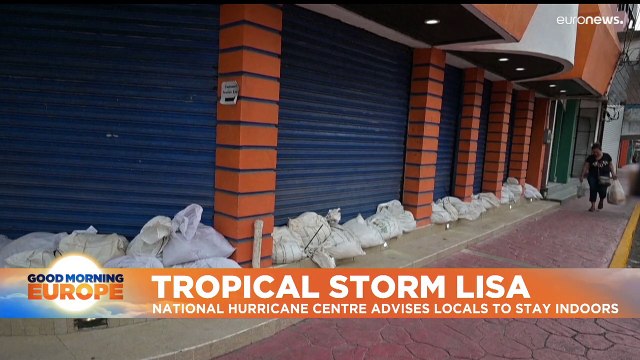 Tropical Storm Lisa: Hurricane warnings as high winds head for Belize