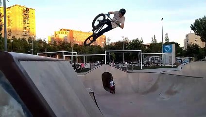Adrian Gonzalez Lindstrom | 3rd Place Junior Boys BMX  | E-FISE Junior by Hot Wheels