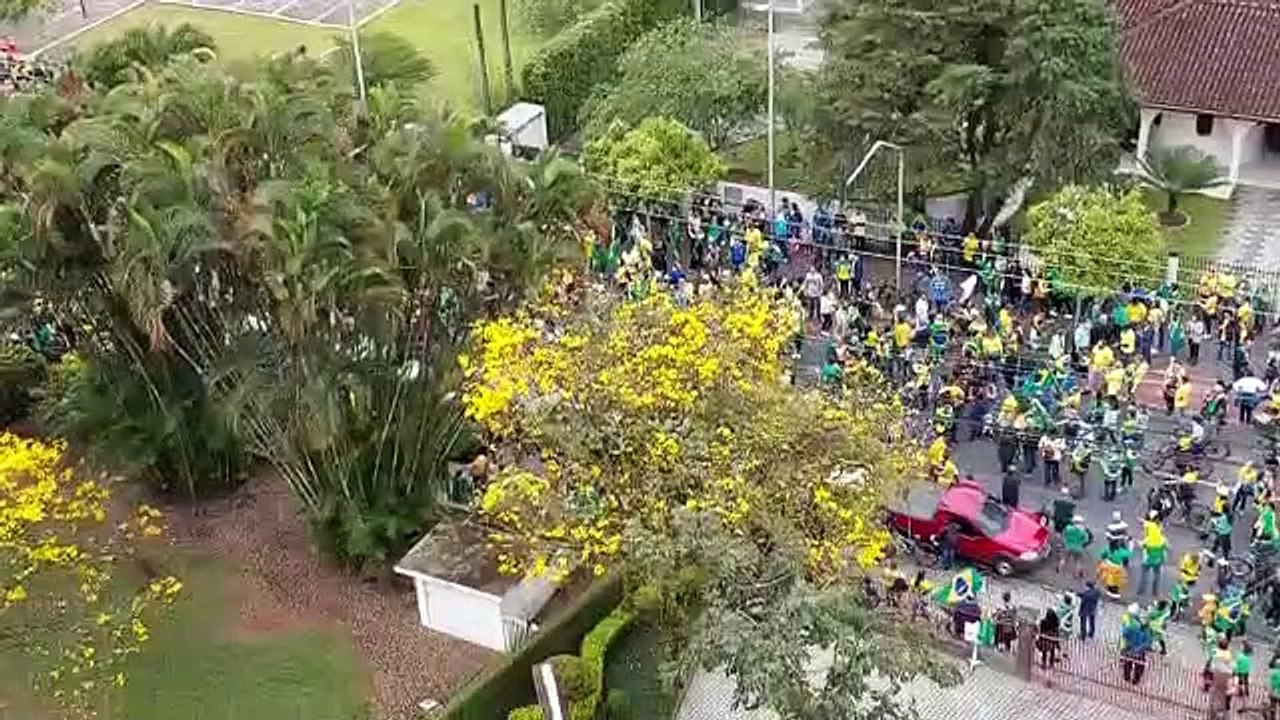 Atos antidemocráticos em Joinville neste feriado de Finados