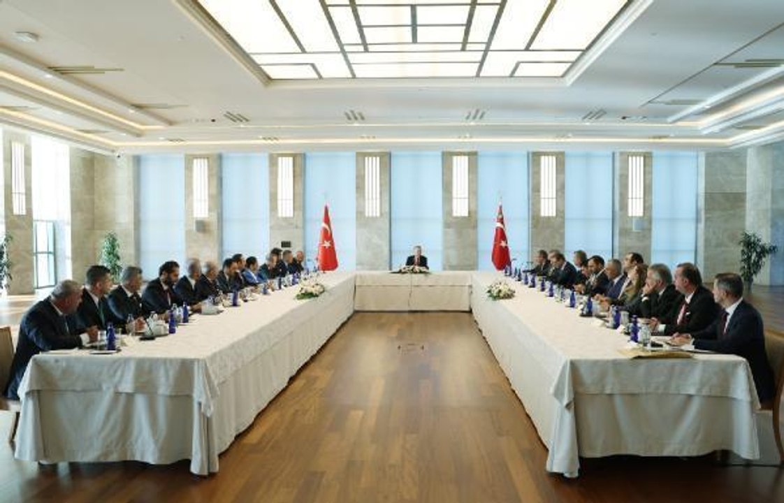 Cumhurbaşkanı Erdoğan, TFF heyetini kabul etti