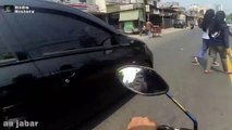 Salah Ngotot - Pentingnya Jaga Jarak Aman, Kompilasi Kecelakaan  Arogan  Insiden Di Jalan - 4