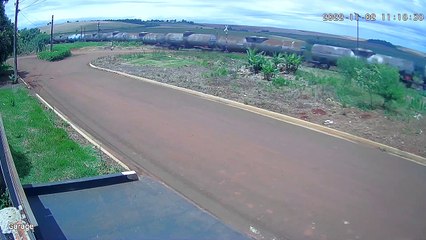 Câmeras flagram descarrilamento de trem em Marilândia do Sul