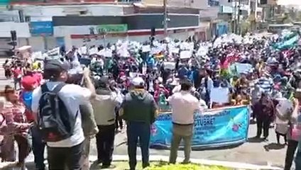 “Ahora sí guerra civil”, grita un grupo afín al MAS que se reunió en antigua Grigotá