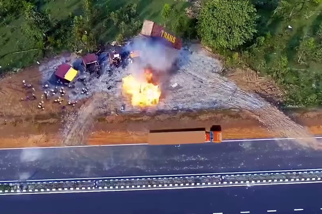 Facebook 1590751781340655(1080p)