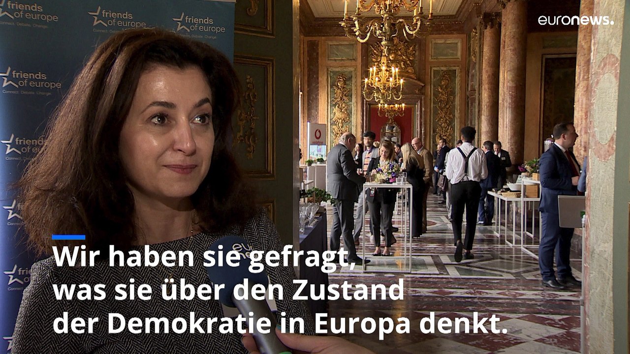 Populismus-Autorin Temelkuran: 'In Europa herrscht echte Panik.'
