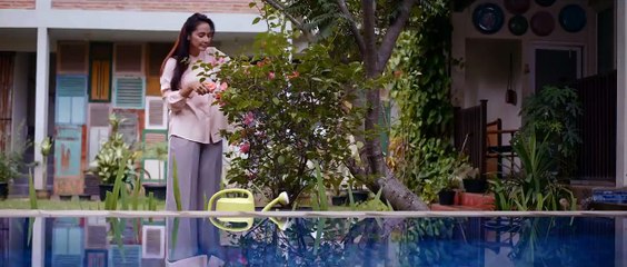 Pelangi Tanpa Warna Bande-annonce (EN)