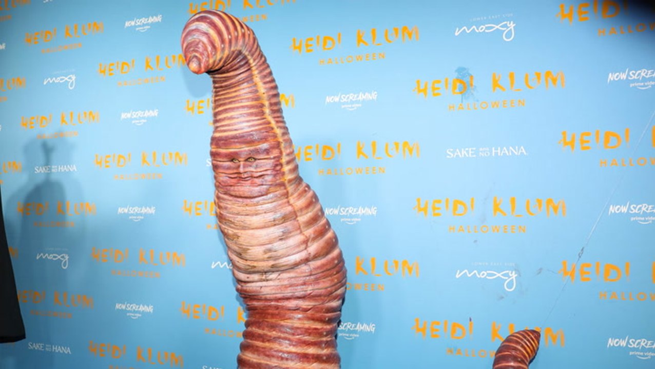 Heidi Klum verrät: So konnte sie im Wurm-Kostüm aufs Klo gehen