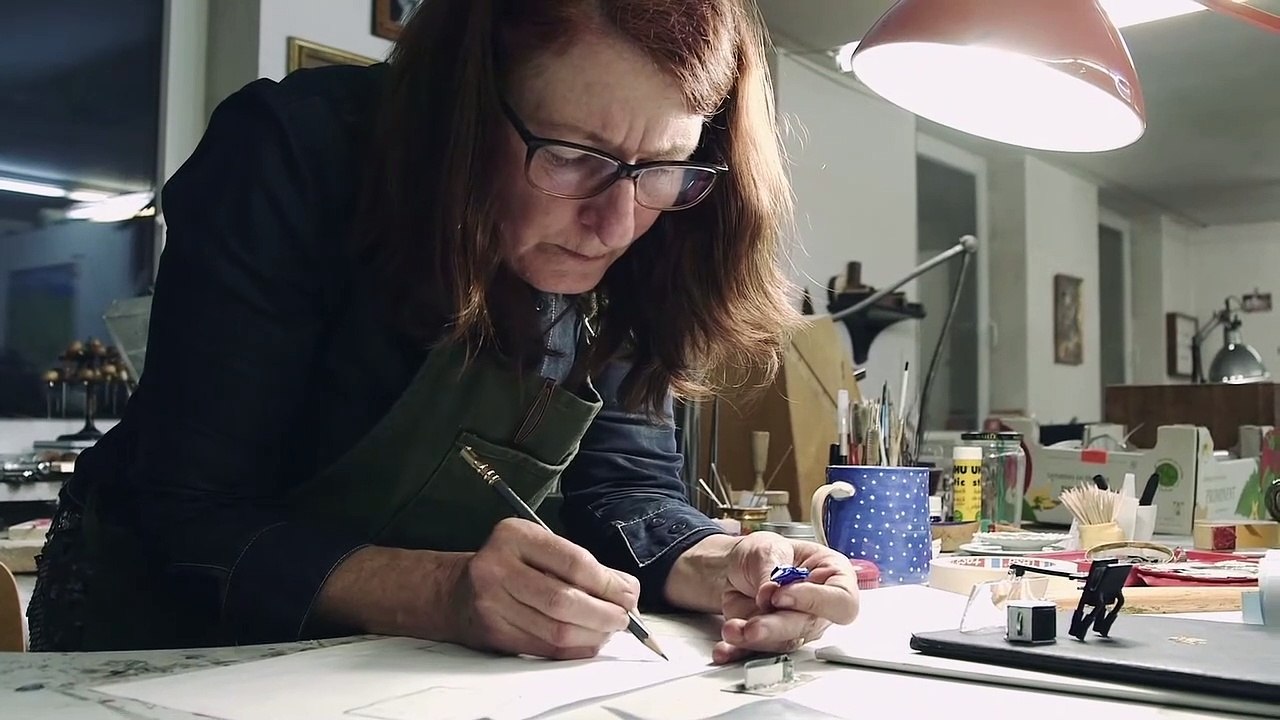 HUNTER FROM ELSEWHERE A JOURNEY WITH HELEN BRITTON Film