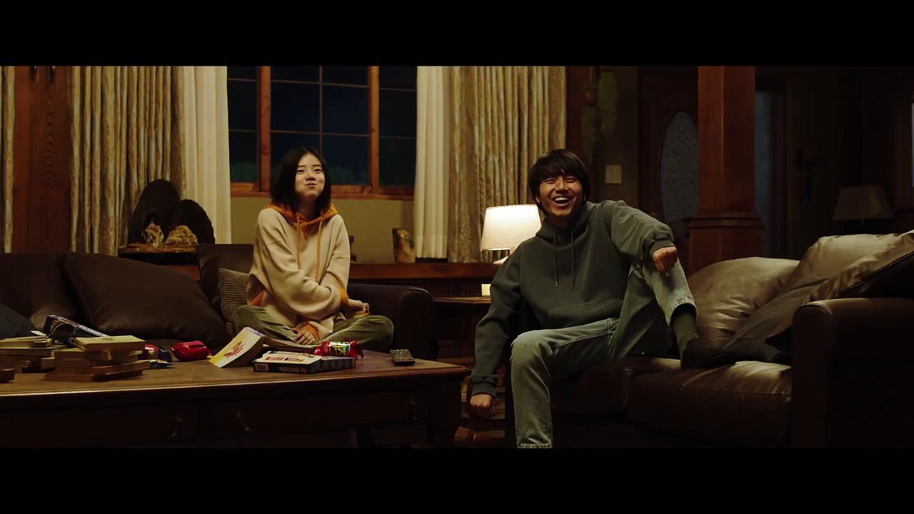 The Witch 2: The Other One Trailer OmeU