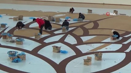 Dünya'nın en büyük buğday başağı mozaiği 3 ton bisküviden yapılıyor