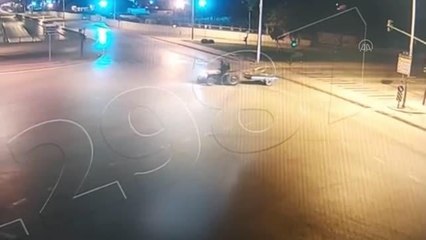 Bursa'da su motoru ve çapa hırsızlığıyla ilgili 3 zanlı yakalandı