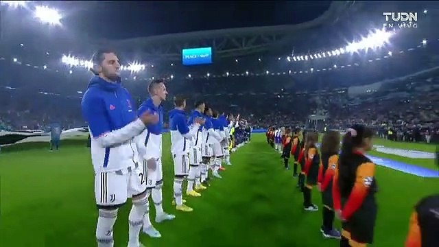 Juventus 1-2 PSG - UEFA Champions League 22-J6 Highlights