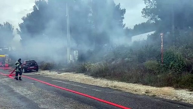 Martigues A55: un camion en feu et une fumée importante
