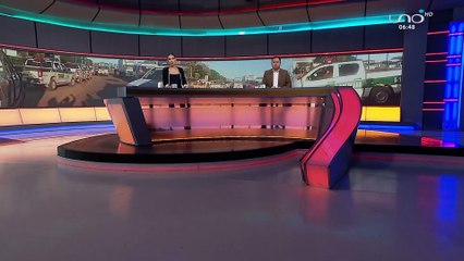 Policías escoltan marcha de San Julián que está en contra del paro indefinido