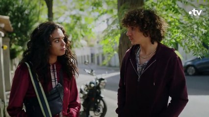 Plus Belle la Vie -  Betty teste les limites de Kilian