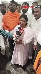 कार्यकर्ते फुटले, सुषमा अंधारेंनी प्रवेश दिला..-