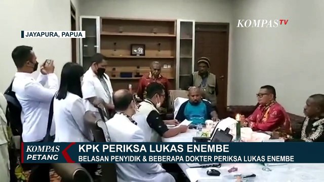 Ketua KPK, Belasan Penyidik, Beserta Dokter Ikut Periksa Lukas Enembe di Kediaman Pribadinya