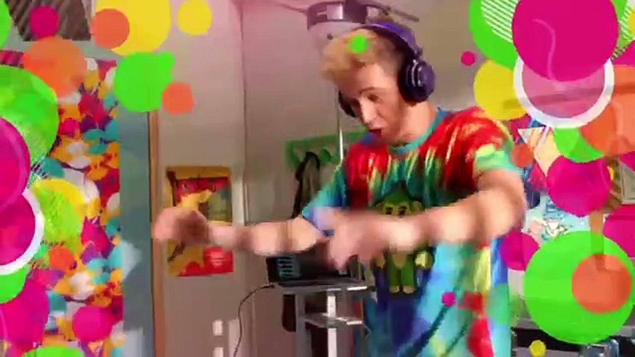 Make It Pop - Se1 - Ep05 - I Can't Hear Me HD Watch HD Deutsch