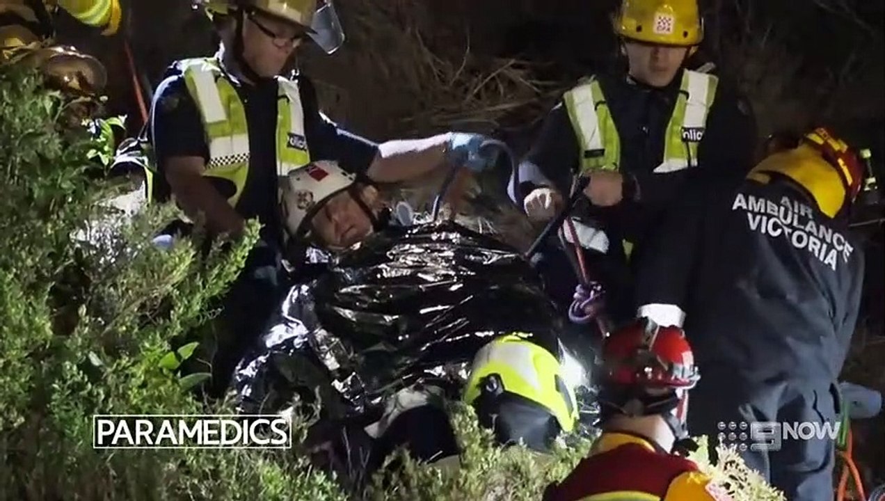 Paramedics (AU) - Se1 - Ep02 HD Watch HD Deutsch