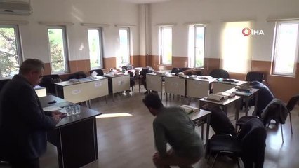 Deprem tatbikatı ders başında yakaladı