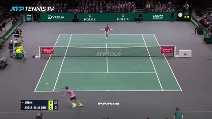 Highlights: Auger-Aliassime schlägt Simon in Paris