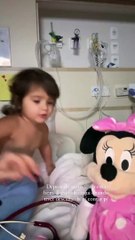 Romana Novais exibiu vídeos da filha, Raika, brincando no hospital: 'Olha a alegria!'