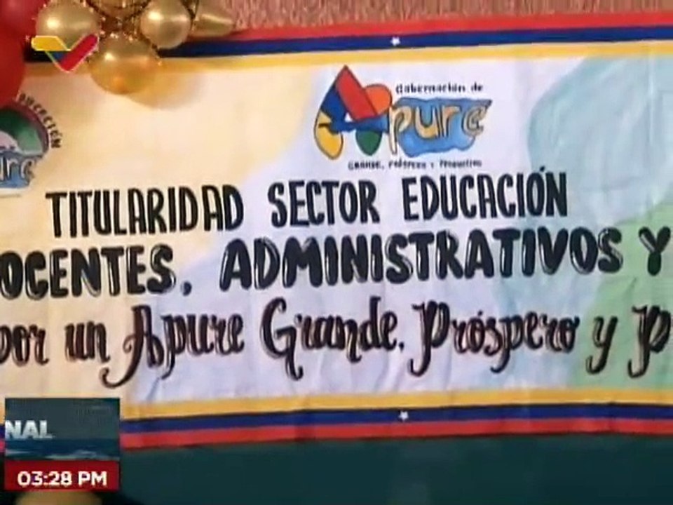 Apure | Docentes y obreros reciben reconocidos cargos de titularidad luego de estar contratados